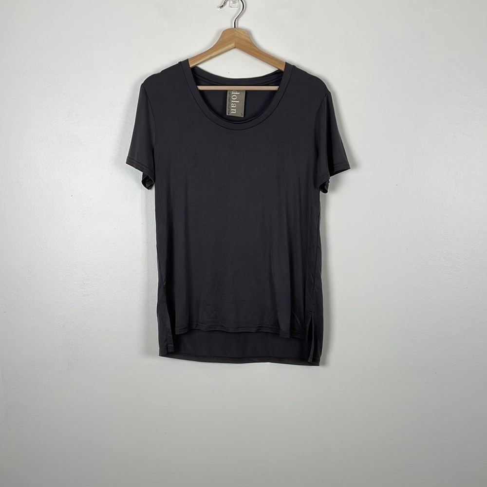 Dolan Left Coast Collection gray short sleeve pullover lightweight tee shirt SM